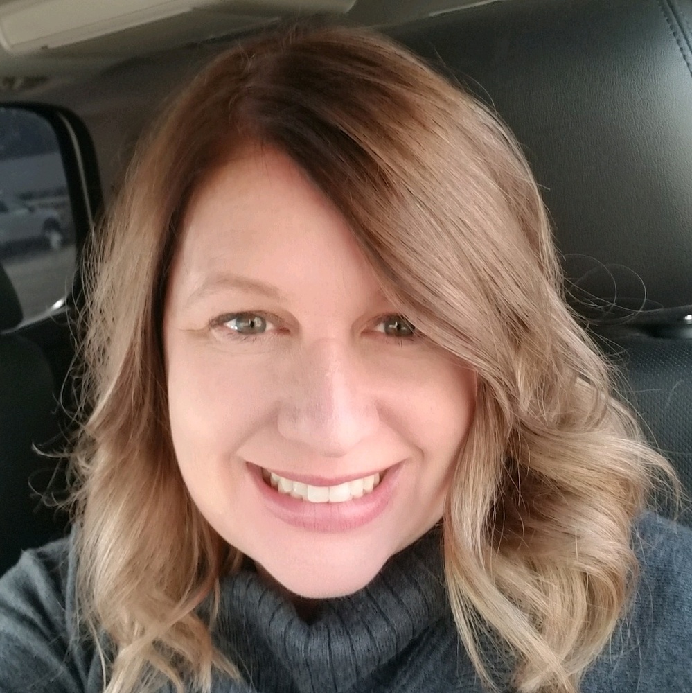 Meet your Posher, Stephanie
